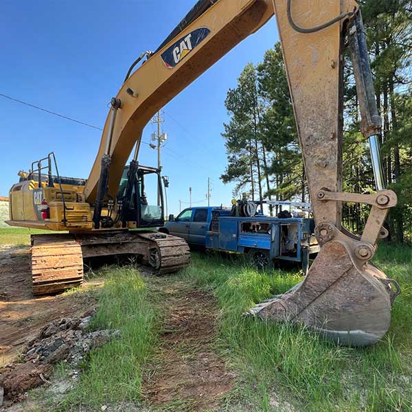 Heavy Equipment repair on an excavator that broke down