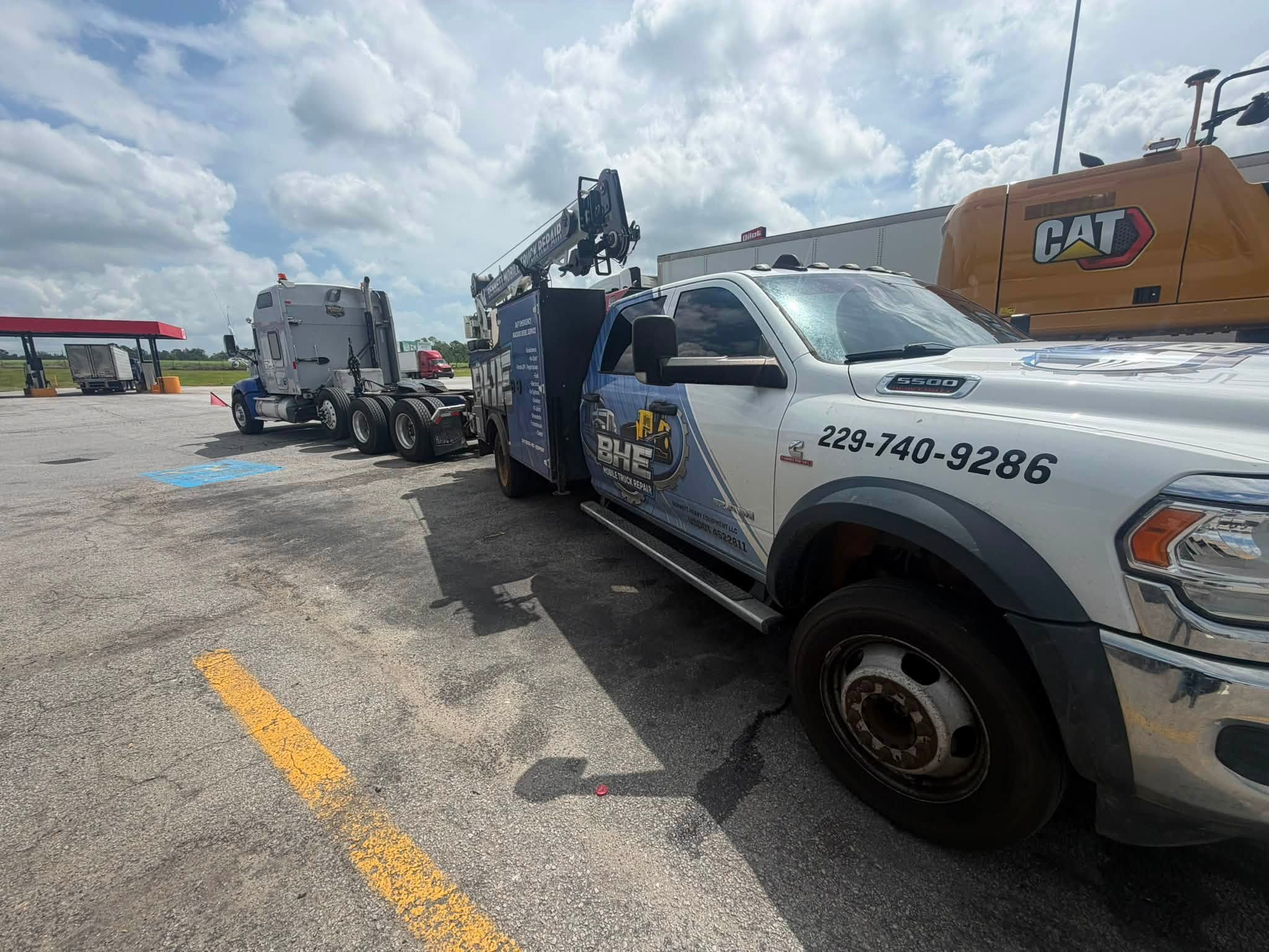 Semi Truck repair on a blown rear airbag at the pilot truck stop on exit 62